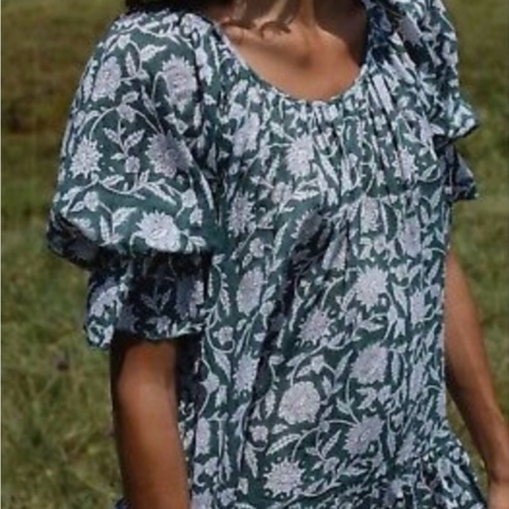 Daughters of India SAHANA gown